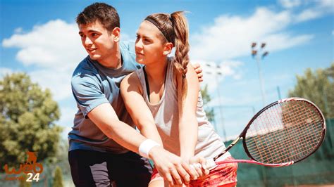 What Should Coaches Teach in the First Tennis Lesson