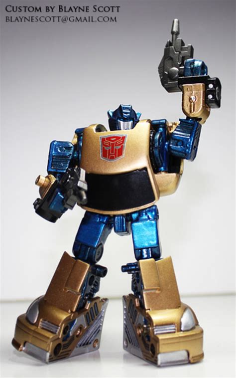 Spotted Online – Custom Transformers Goldbug by Blayne Scott – BattleGrip