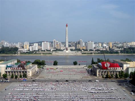 Kim Il Sung Square, Pyongyang | A view of Kim Il Sung Square… | Flickr