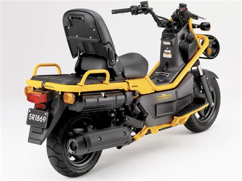 2005 HONDA Big Ruckus scooter wallpaper, specifications