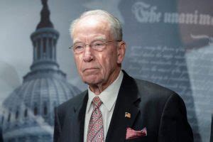 Chuck Grassley Net Worth 2024: Age, Earnings, Wife and Cars