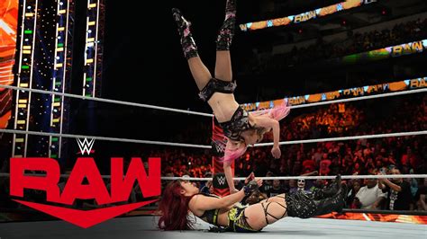 Dakota Kai & IYO SKY vs. Alexa Bliss & Asuka — WWE Women’s Tag Team Championship: Raw, Oct. 31 ...