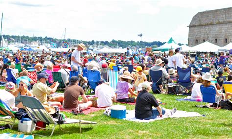 Flight of the Conchords duo headlines Friday Newport Folk Festival | WPRO