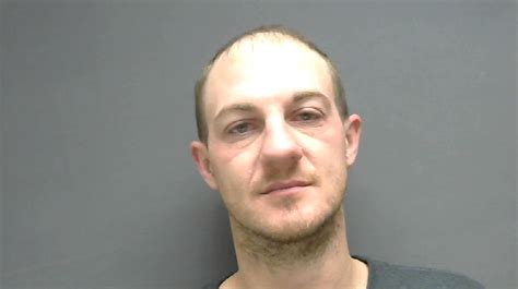 Pittsfield man arrested for domestic violence, threatens to shoot officers