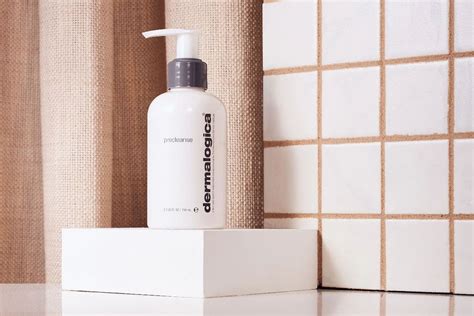 Why Oil Cleansers Are Best for Stubborn Makeup | Dermalogica®