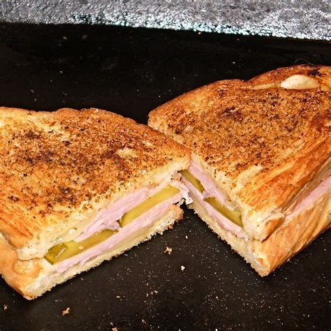 Grilled Cheese | Slice the sandwich while it's still on the … | Flickr