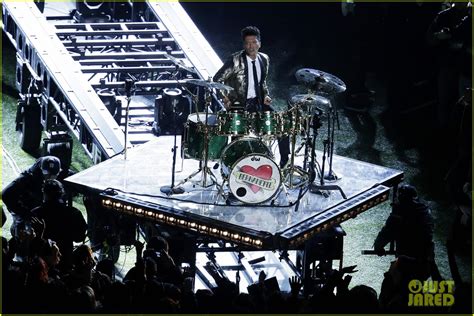 Bruno Mars: Super Bowl Halftime Show 2014 (Video) - WATCH NOW!: Photo ...