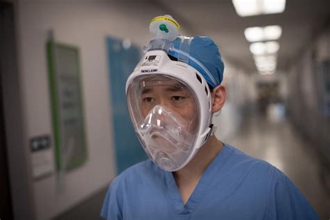 COVID-19: Anticipating N95 mask shortage, Toronto hospital turns to full-face snorkel masks ...