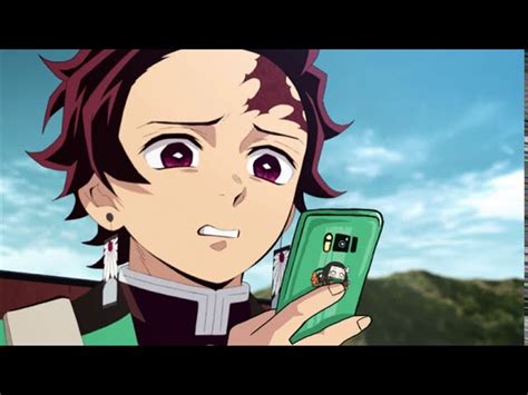 Disgusted Tanjiro Looking At Phone Meme - Goimages Valley