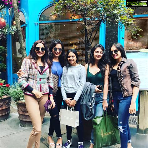 Madhoo Instagram – ️ ️#friends like family | Gethu Cinema