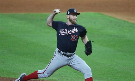 World Series: Stephen Strasburg was tipping pitches, saves Nationals