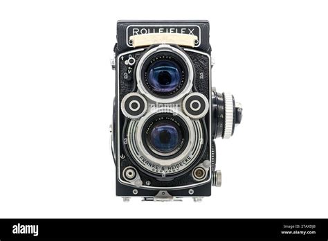 Rolleiflex Synchro-Compur Franke & Heidecke camera with Carl Zeiss Planar lenses made in Germany ...