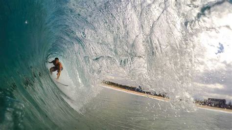 10 Tips for Big Wave Surfing