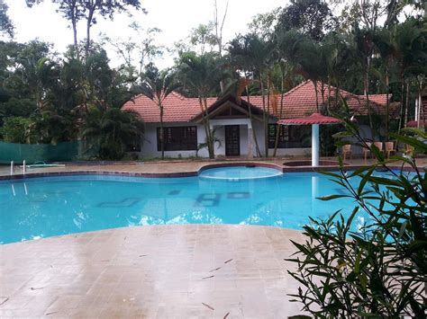 Coorg County Resort Pool Pictures & Reviews - Tripadvisor