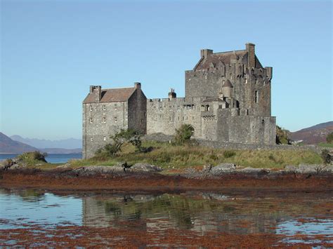 File:Eilean Donan Castle2.jpg - Wikipedia