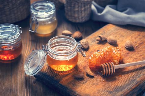 Is Honey Keto? Your Guide to Honey on the Keto Diet