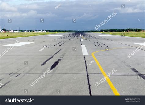 Runway Takeoff Airplane Flight Travel Sky Stock Photo 265747952 ...