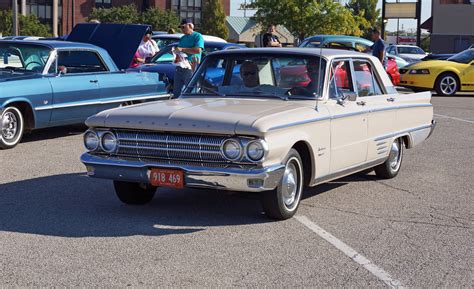 1962 Mercury Meteor Custom 4-Door Sedan (1 of 2) | Photograp… | Flickr