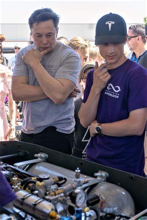 WARR wins Hyperloop race, but University of Washington raises profile