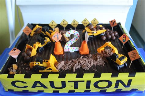 KIDS PARTIES: CONSTRUCTION PARTY - Teacher by trade, Mother by nature