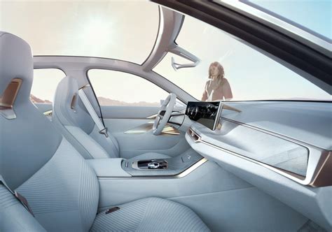 BMWのBEV（電気自動車）はどこへ向かう 〜「Concept i4」発表 - EVsmartブログ