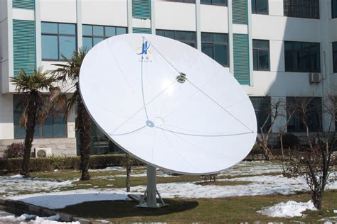 3.2m C, Ku-Band Rx Only Dish Antenna - China Satellite Dish Antenna and ...