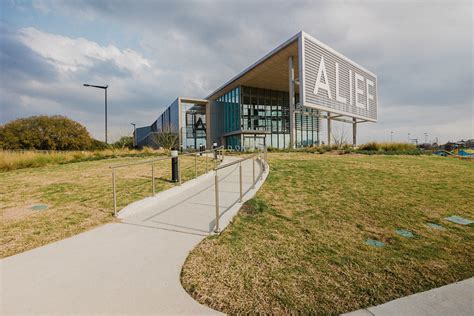 Site 4- Alief Community Center - Crossndot Lifestyle Visuals