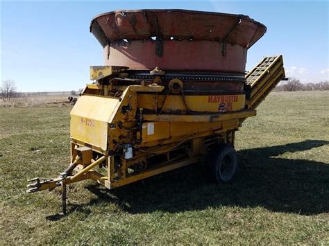 HayBuster H1100 Tub Grinder BigIron Auctions