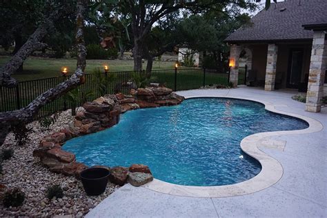 Georgetown, Texas Swimming Pool - Reliant Pools Austin's Custom Pool ...