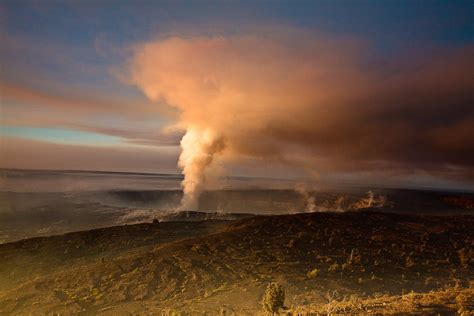 Hawaii Volcanoes National Park: 25 Spectacular Views of Hawaii Volcanoes