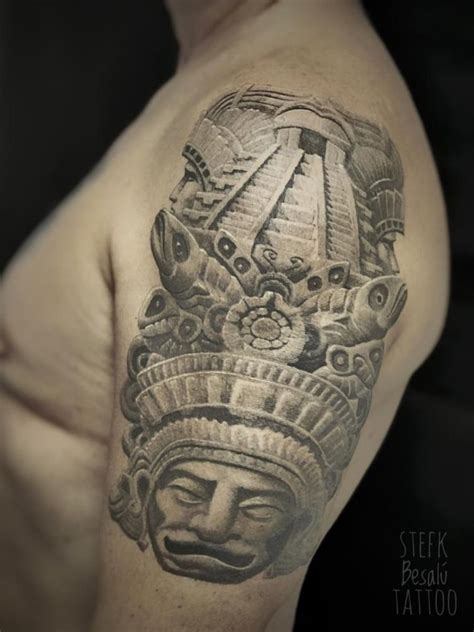 Tattoo uploaded by StefK • Kukulkan pyramid in black and grey Piràmide de Kukulkan en bng • Tattoodo