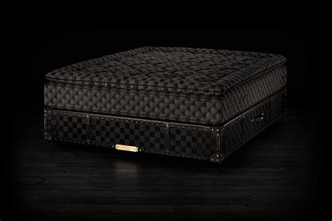 Hastens Grand Vividus Mattress | Uncrate