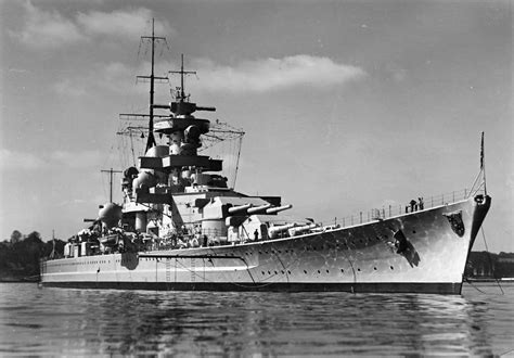 German Battleship or Battlecruiser Gneisenau. (google.image) 7.17 ...