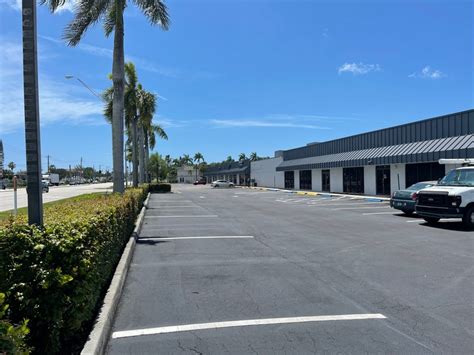 3192-3194 W Hallandale Beach Blvd, Hallandale, FL 33009 - 1800 SF PRIME RETAIL LOCATION ...