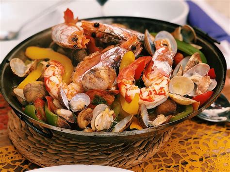 Best Traditional Portuguese Seafood Dishes to Try and Make