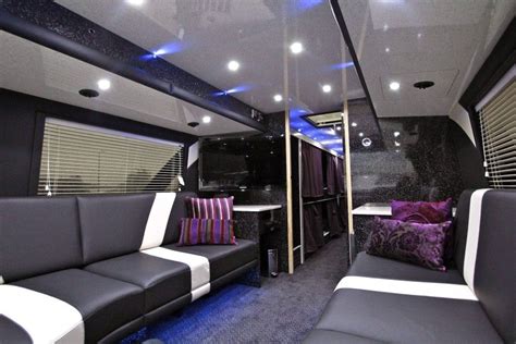 Luxurious Interior Decoration Bus to Make Passenger Feel Comfortable ...