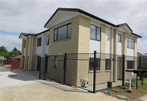 Papatoetoe Houses and Sections for rent | Barfoot & Thompson