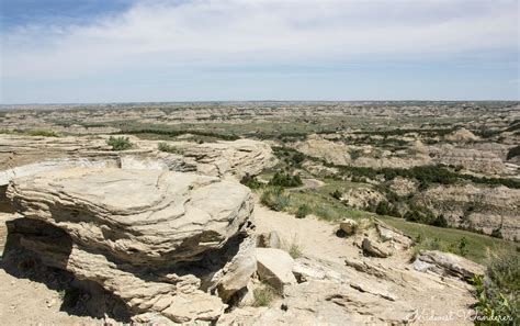 Driving through Theodore Roosevelt National Park - Midwest Wanderer