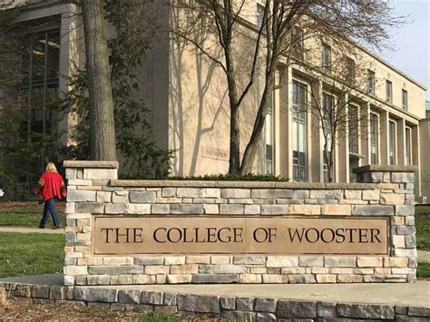 College-of-Wooster-campus-visit-2018 (19) - Magellan College Counseling