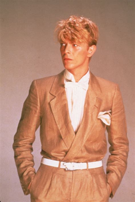 David Bowie's 18 Most Insane Fashion Moments — PHOTOS