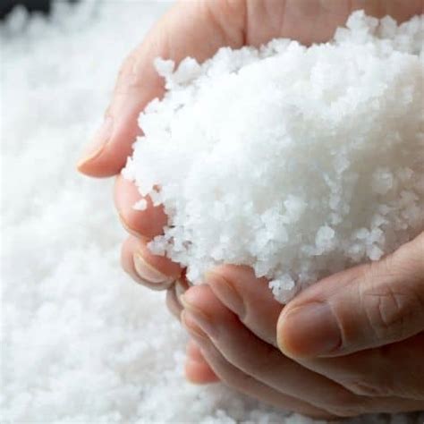 Rock Salt vs Sea Salt: Which Salt is Best For You? - The Kidney Dietitian