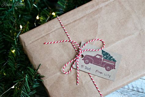 Free Printable Red Truck Christmas Gift Tags - Mama Cheaps®