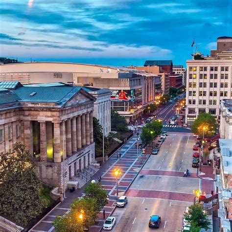 Courtyard By Marriott Convention Center - Travel - Downtown Dc - Washington