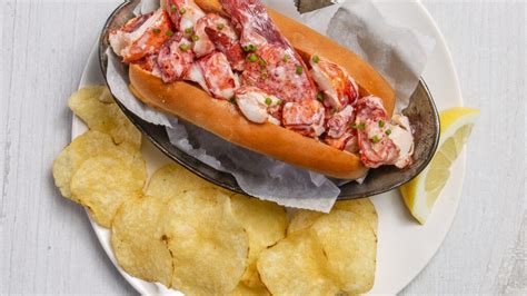 Traditional Maine Lobster Roll - Maine Lobster Recipe