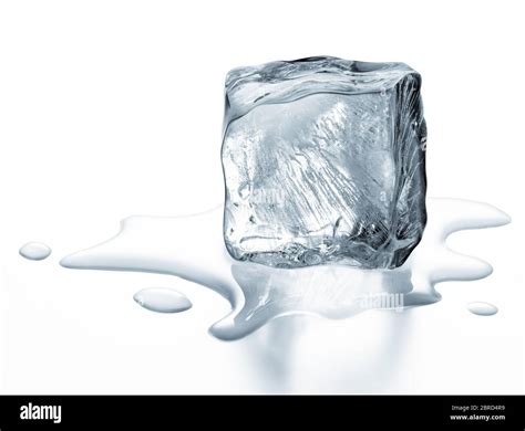 Melting ice cube hi-res stock photography and images - Alamy