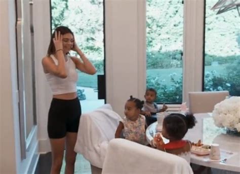 Kendall Jenner caught in a 'lie' while babysitting True, Psalm & Chi as ...