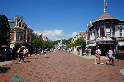 Hong Kong Disneyland Main Street USA - Park Journey