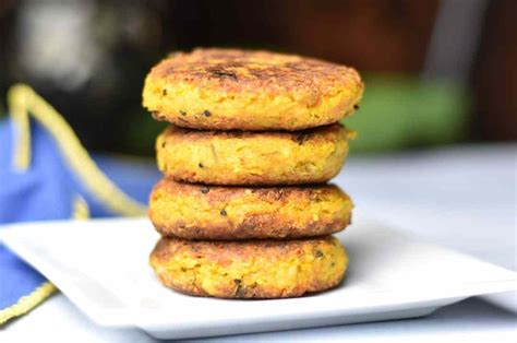 Quinoa Veggie Burger Patties | Quinoa Veggie Tikki - Spice Cravings