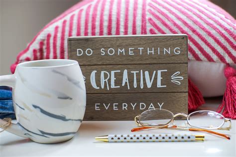 Do Something Creative Everyday Text · Free Stock Photo