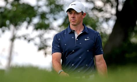 What putter does Rory McIlroy use? [2023 UPDATED!] - GolfGETUP